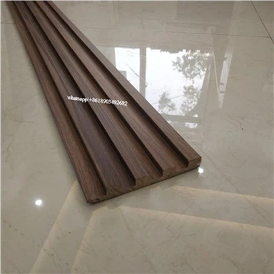 Bezatish Qattiq yog'och devor panellari